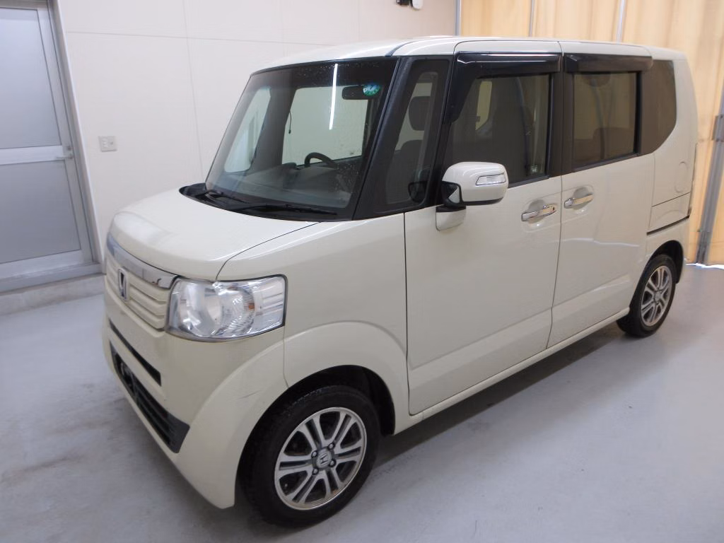 HONDA N-BOX