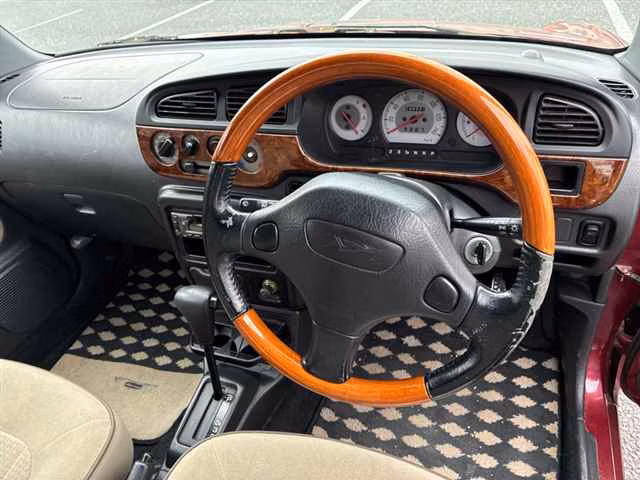 DAIHATSU MIRA GINO
