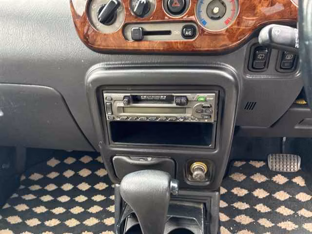 DAIHATSU MIRA GINO