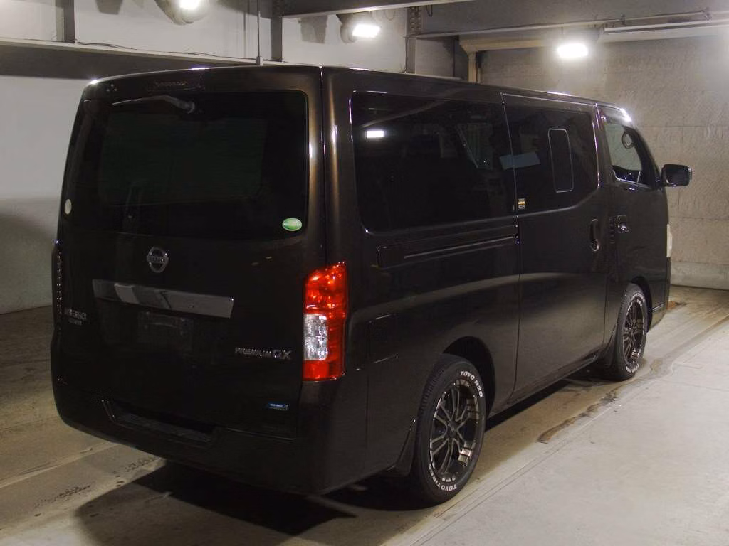 NISSAN NV350 CARAVAN