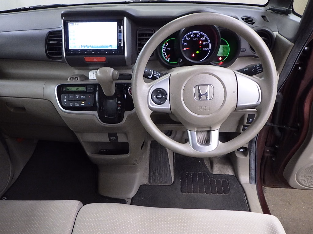 HONDA N-BOX