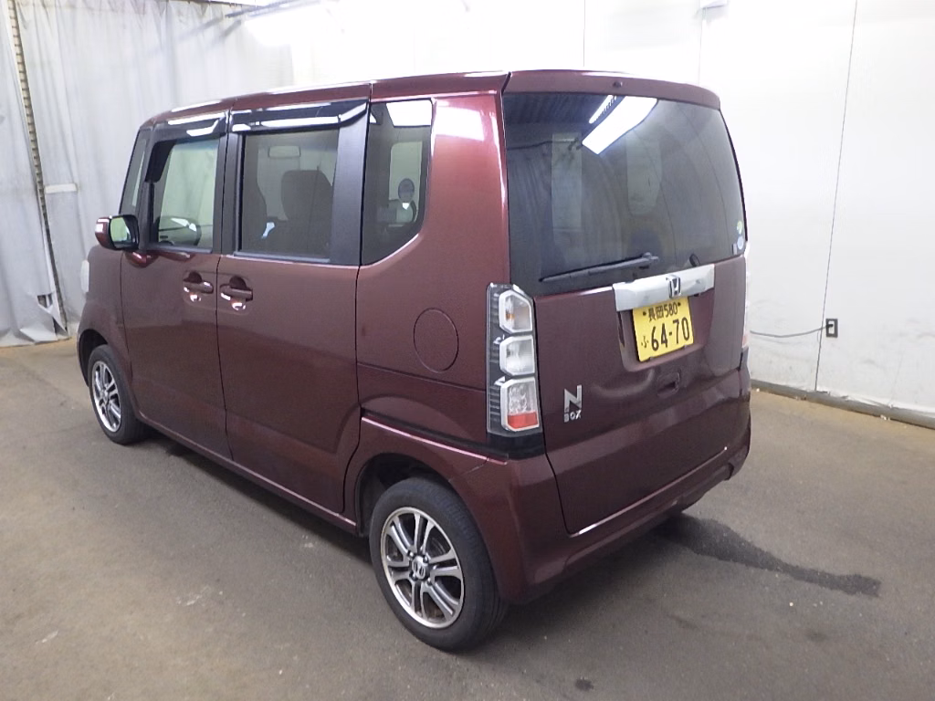 HONDA N-BOX