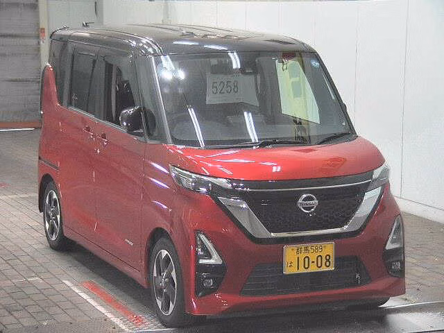 NISSAN ROOX