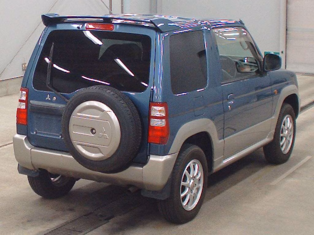 MITSUBISHI PAJERO MINI