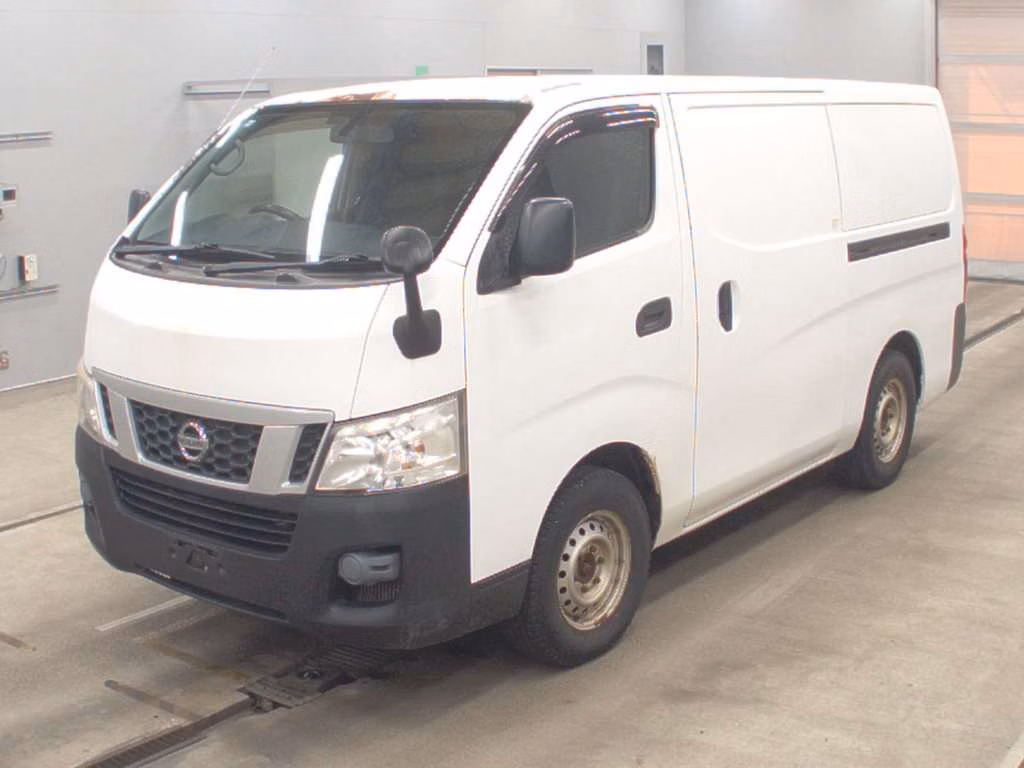 NISSAN NV350 CARAVAN