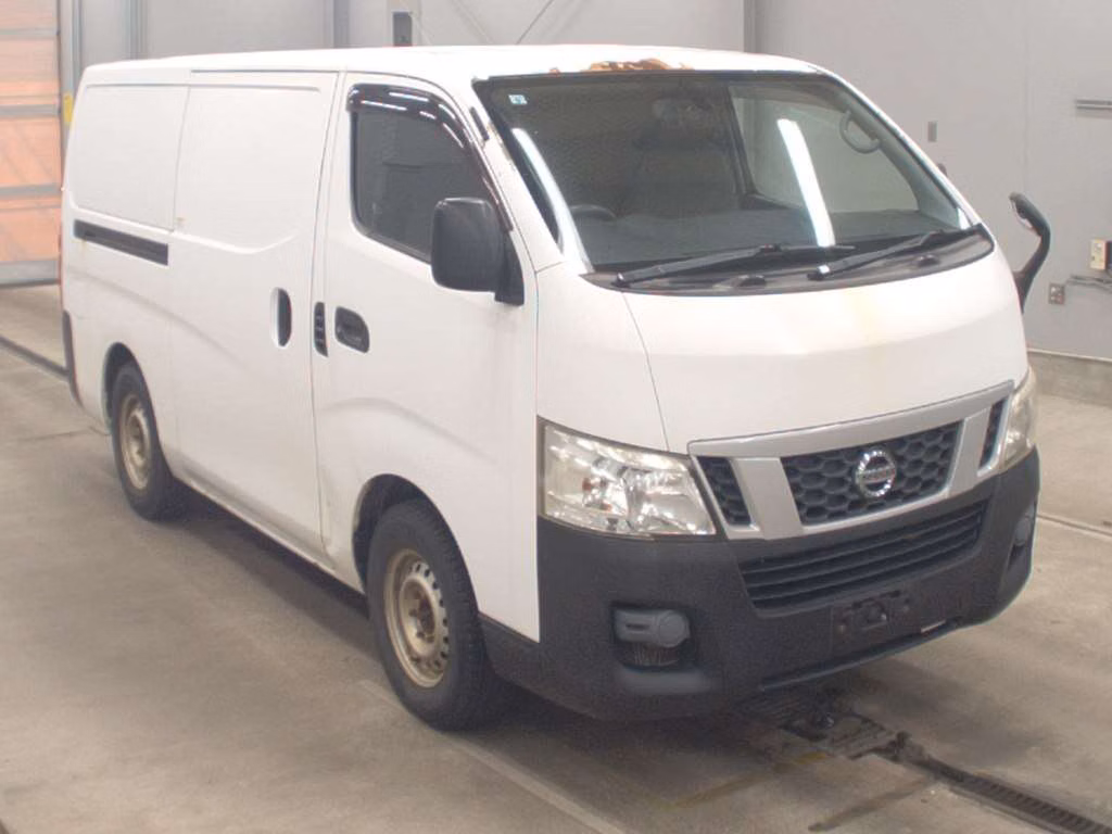 NISSAN NV350 CARAVAN
