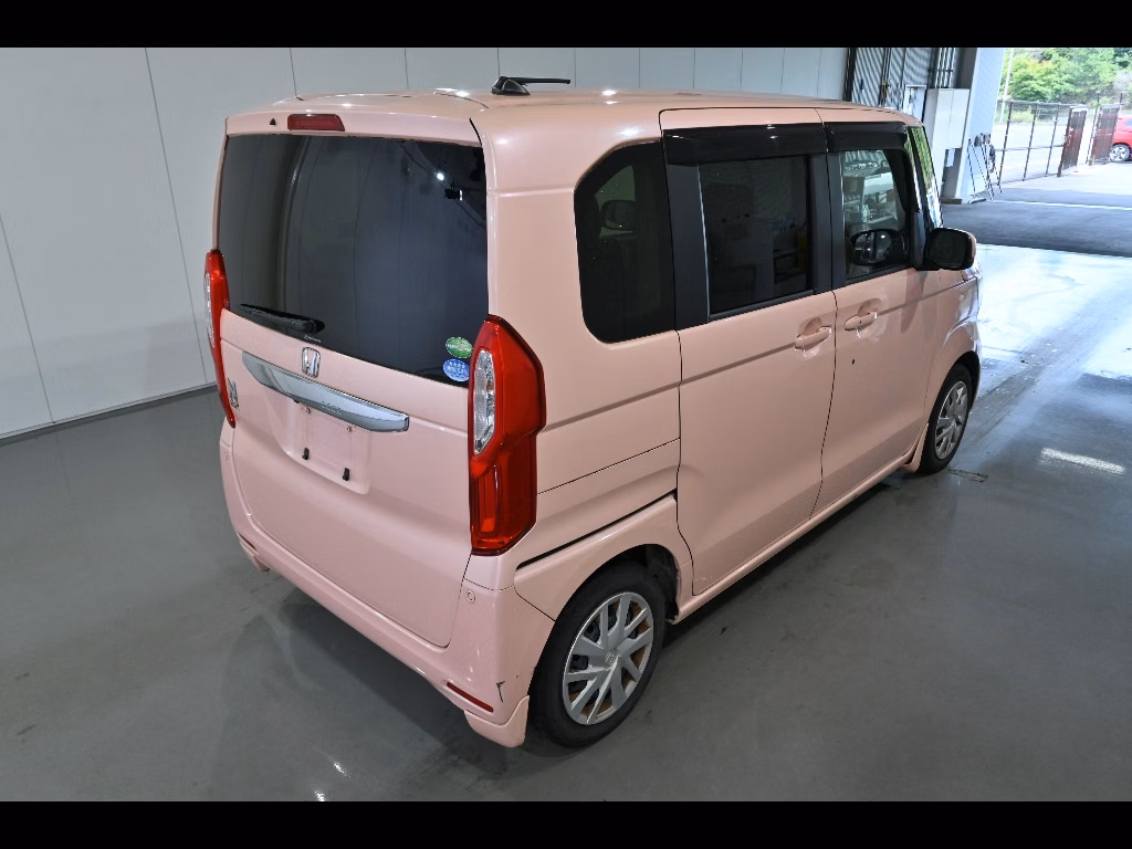 HONDA N-BOX