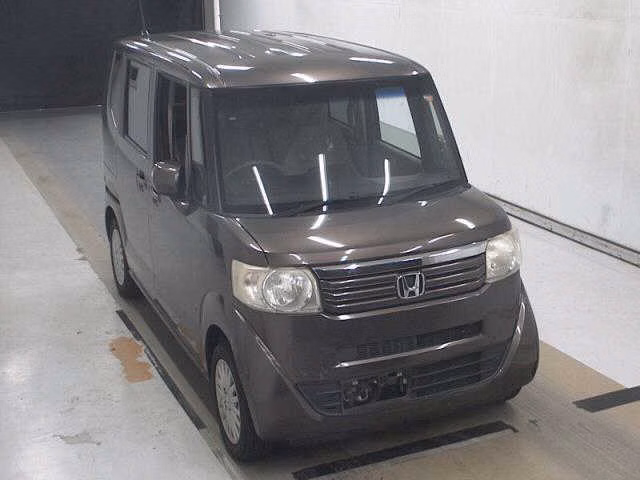 HONDA N-BOX
