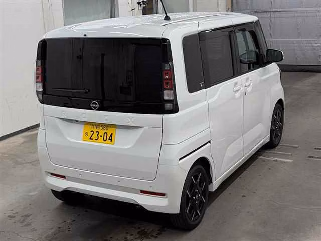 NISSAN ROOX
