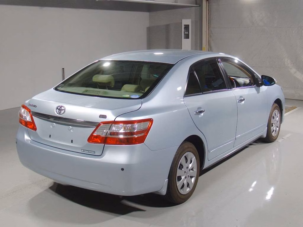 TOYOTA PREMIO