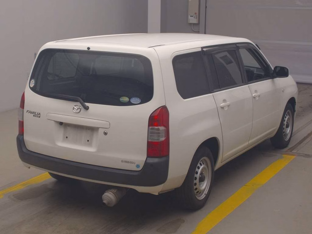 MAZDA FAMILIA