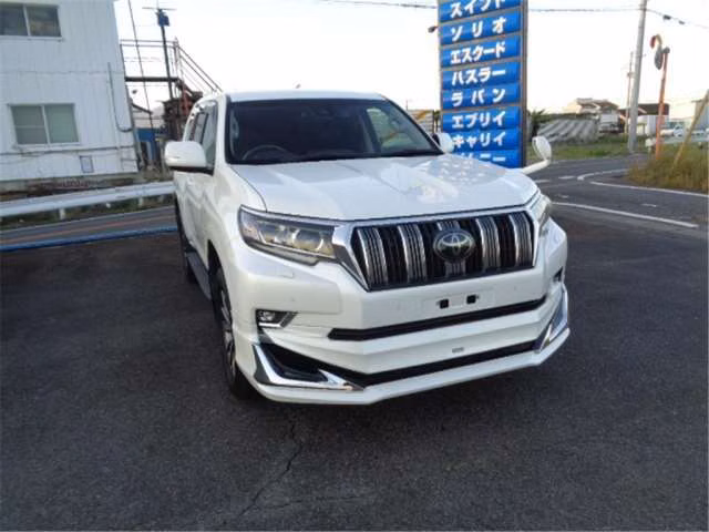 TOYOTA LAND CRUISER PRADO