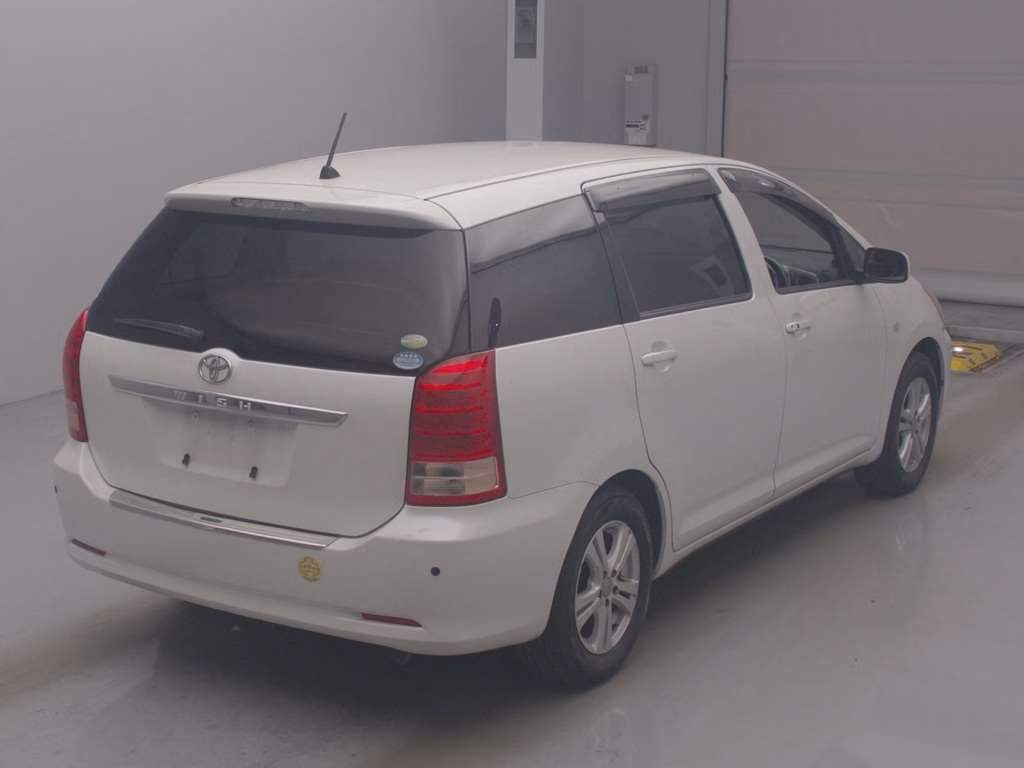 TOYOTA WISH