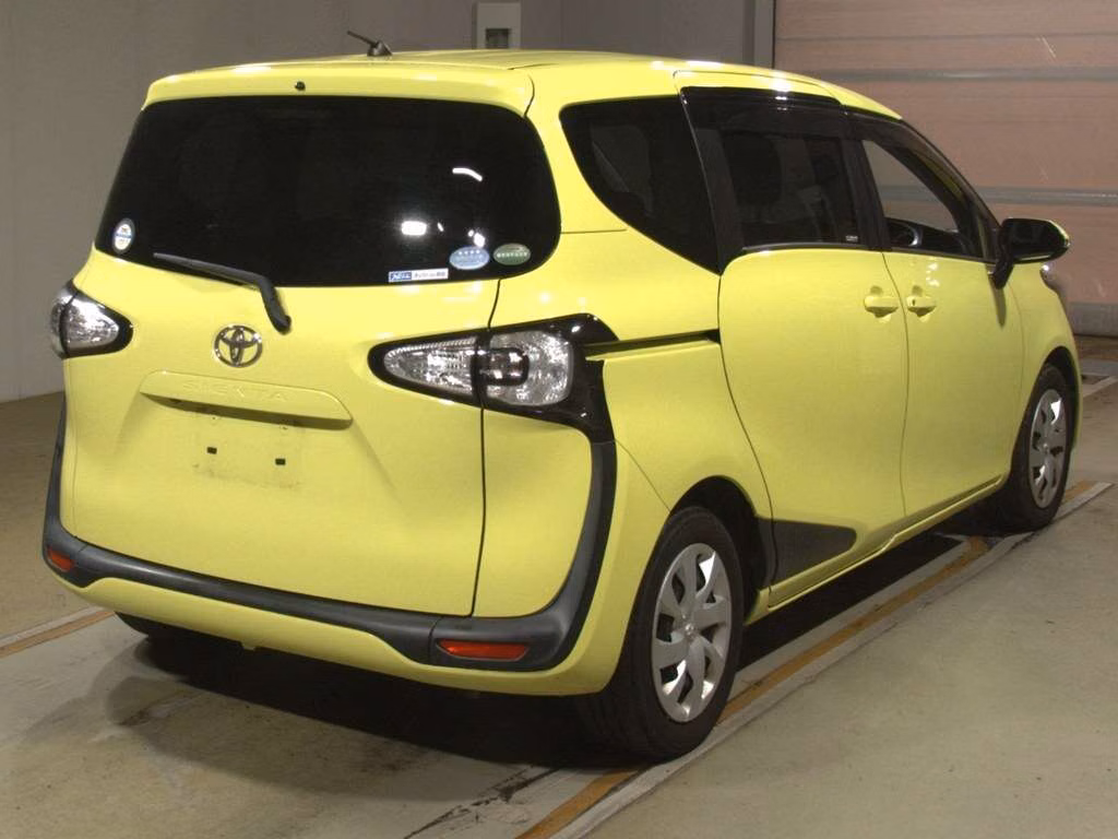 TOYOTA SIENTA