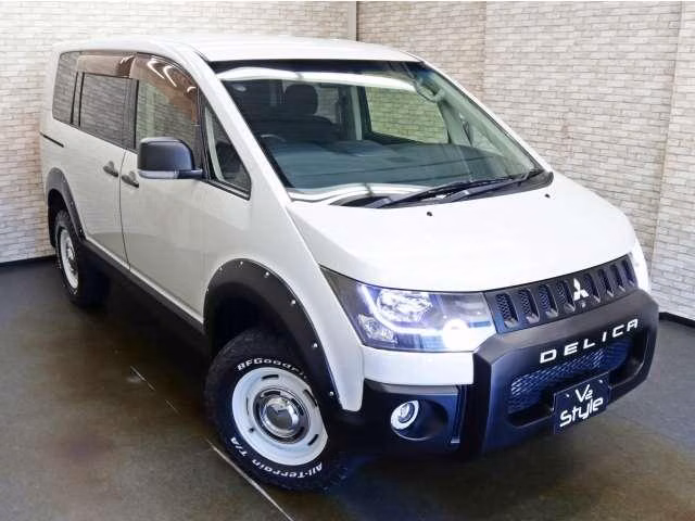 MITSUBISHI DELICA D:5