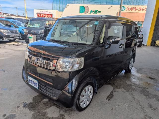 Honda N-BOX Slash