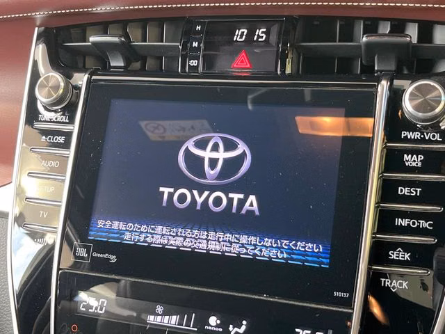 TOYOTA HARRIER