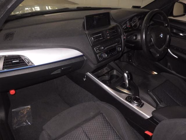 BMW 1-SERIES