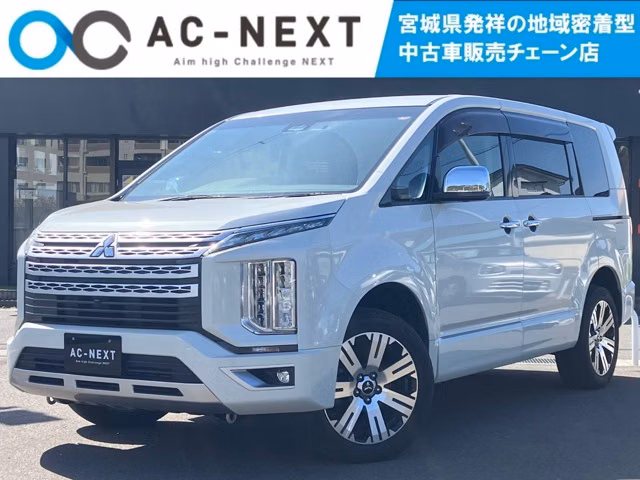 MITSUBISHI DELICA D:5