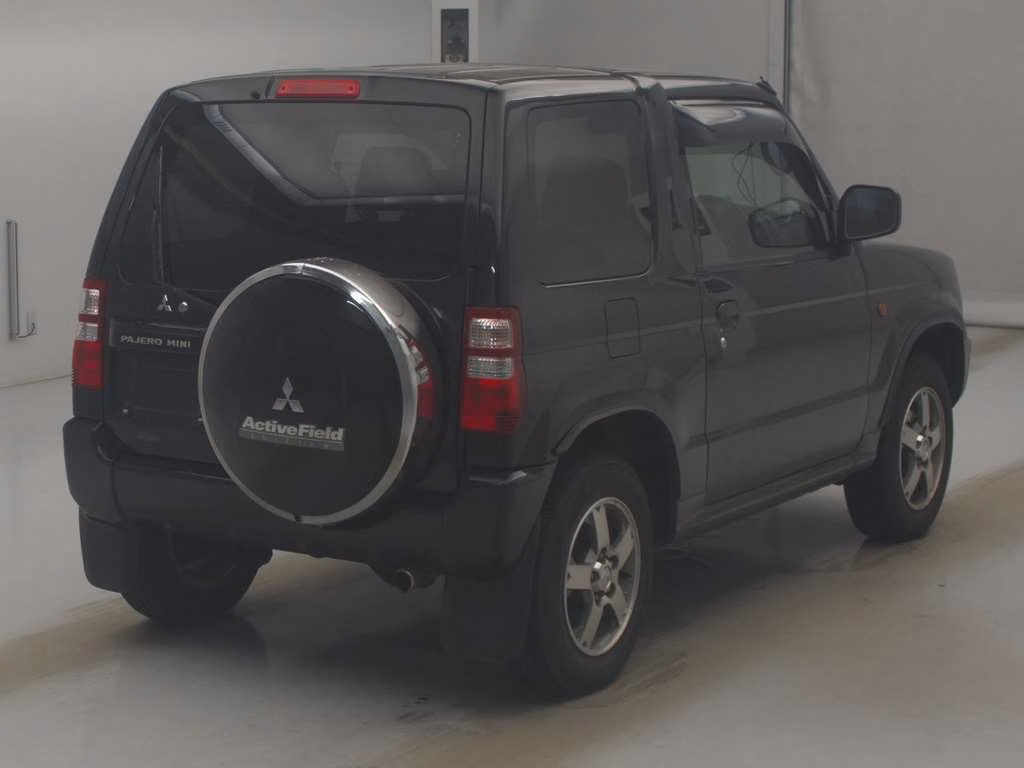 MITSUBISHI PAJERO MINI