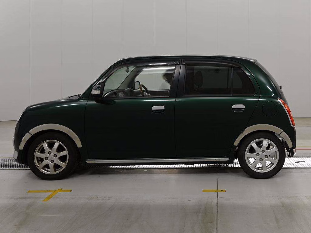 DAIHATSU MIRA GINO