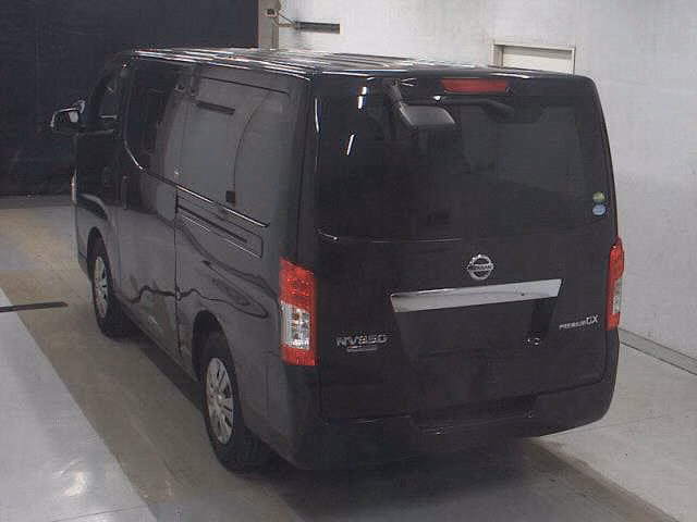 NISSAN NV350 CARAVAN