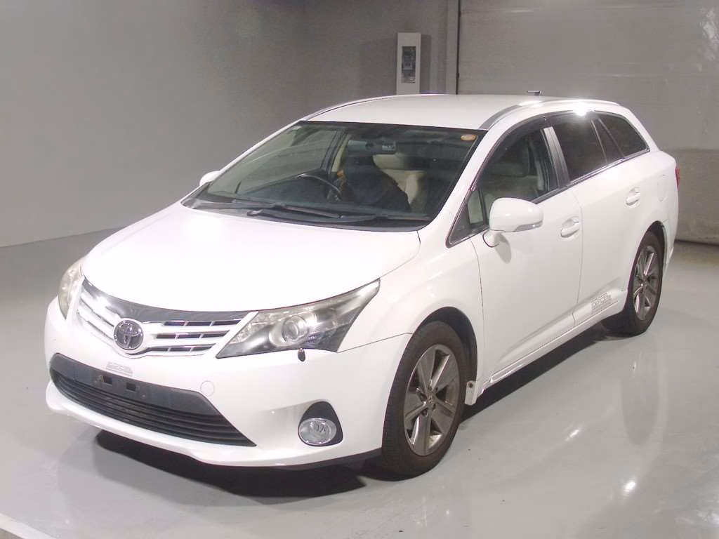 TOYOTA AVENSIS
