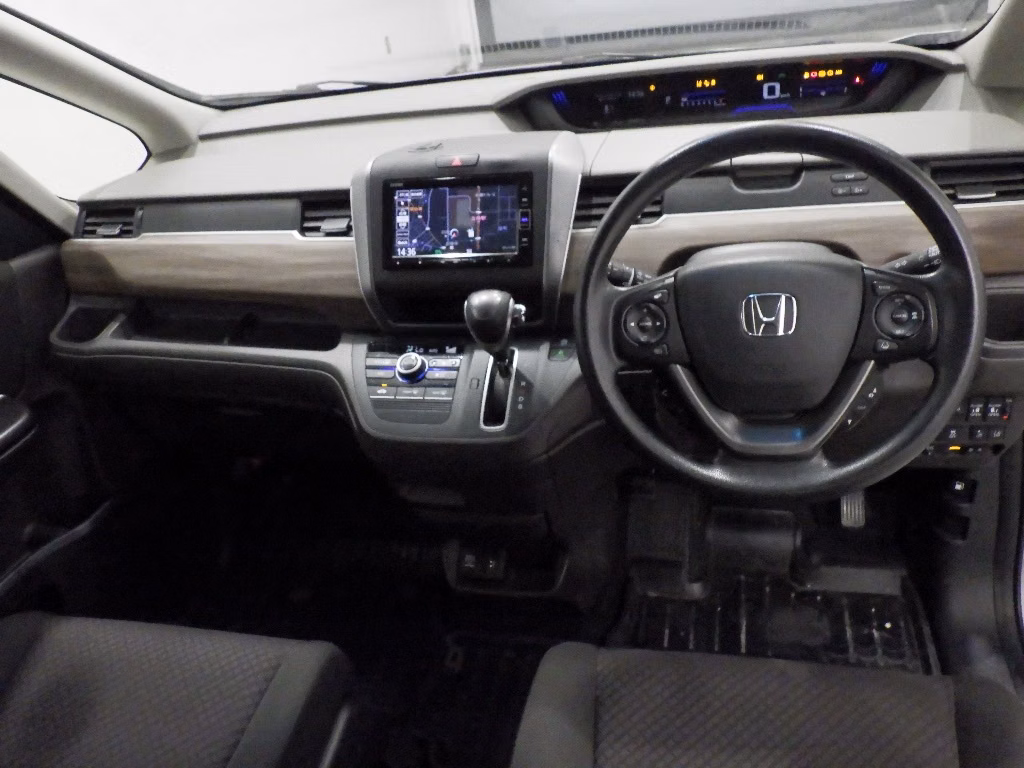 HONDA FREED+