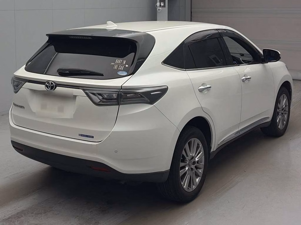 TOYOTA HARRIER