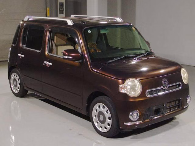 Daihatsu Mira Cocoa