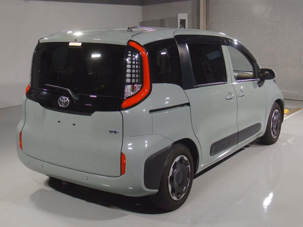 TOYOTA SIENTA