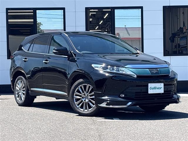 TOYOTA HARRIER