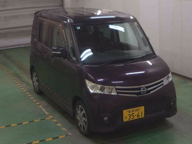 NISSAN ROOX