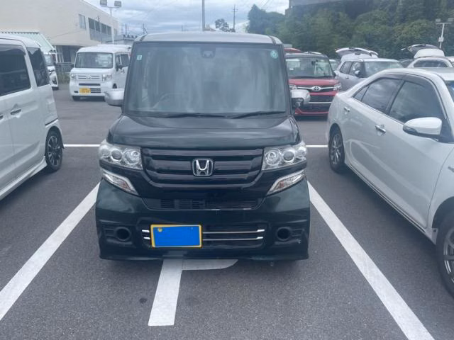 HONDA N-BOX