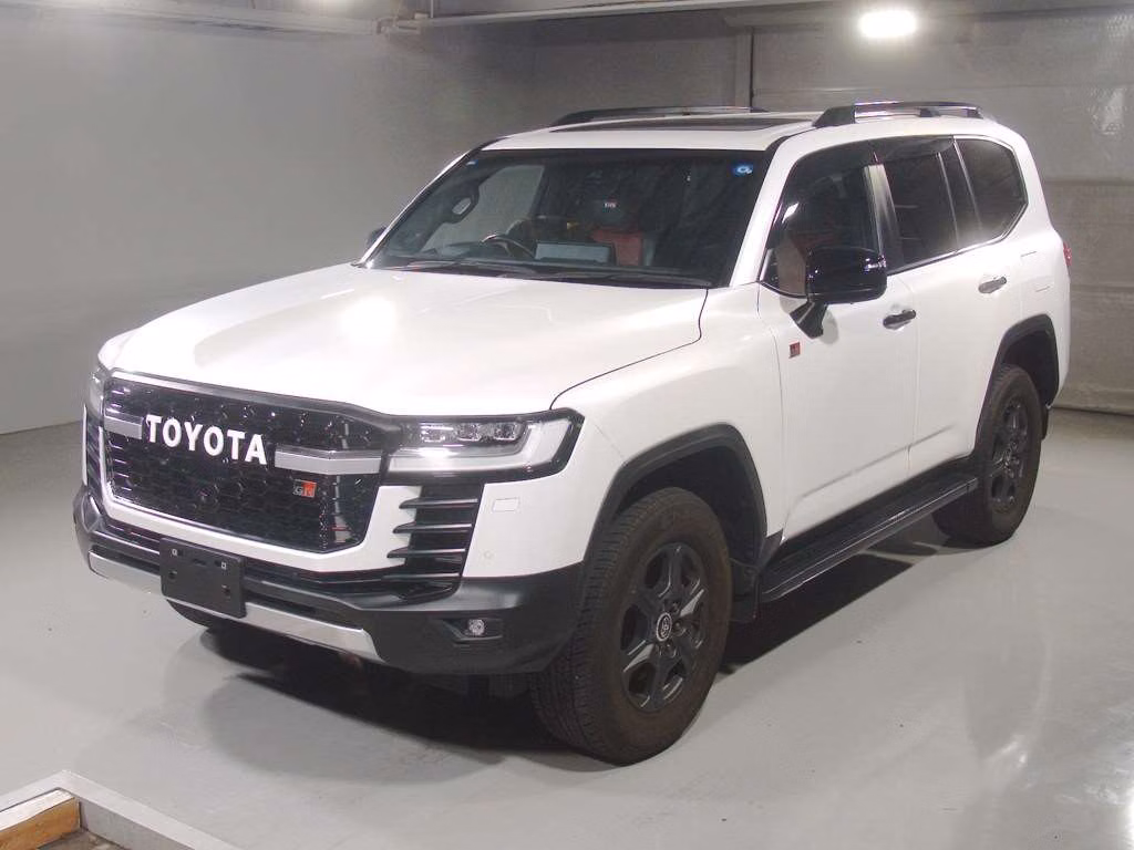 TOYOTA LAND CRUISER