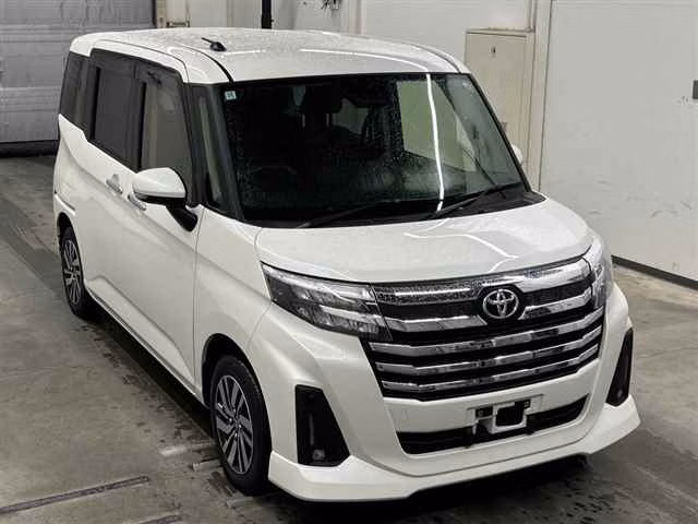TOYOTA TANK