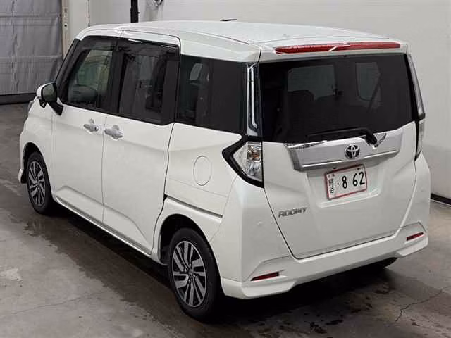 TOYOTA TANK