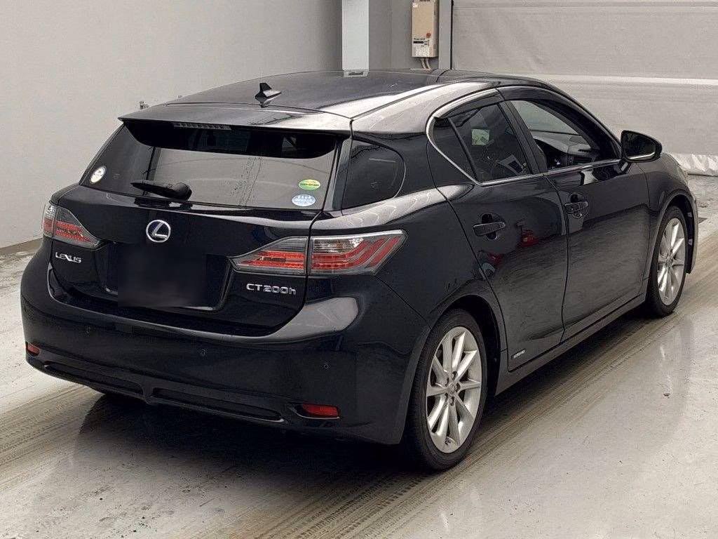 LEXUS CT200H