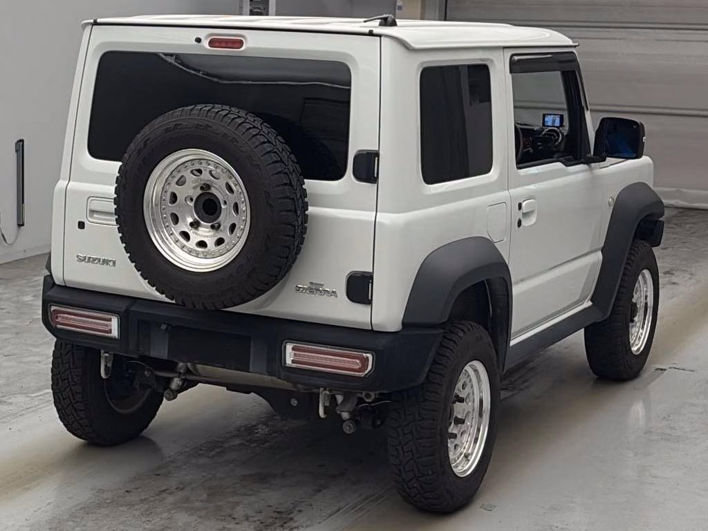 SUZUKI JIMNY SIERRA