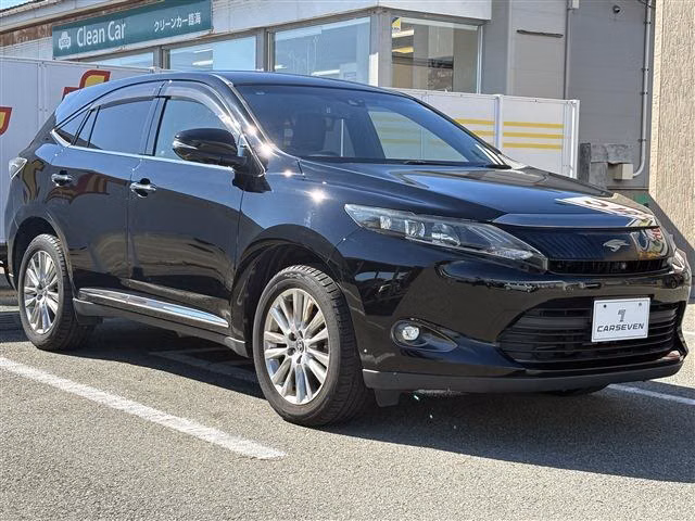 TOYOTA HARRIER
