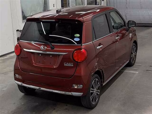 DAIHATSU CAST