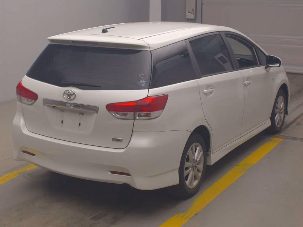TOYOTA WISH