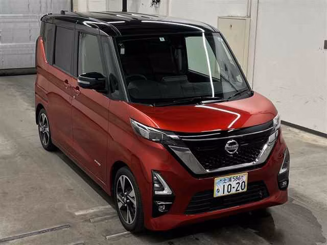 NISSAN ROOX