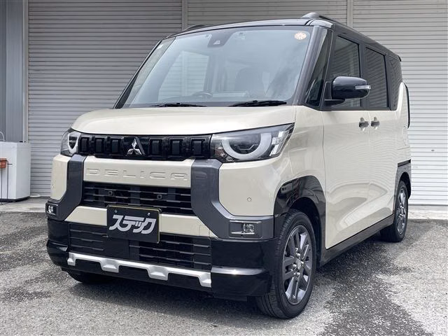 MITSUBISHI DELICA MINI