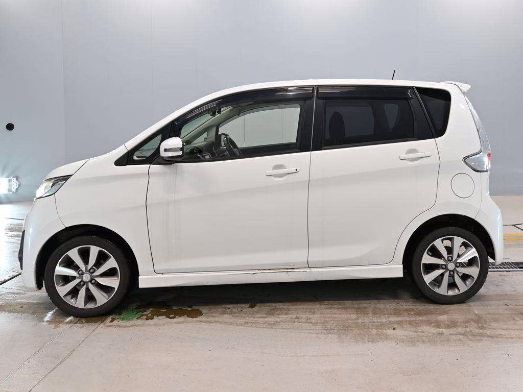 MITSUBISHI EK CUSTOM