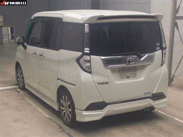 TOYOTA TANK