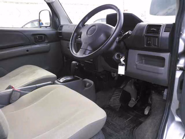 MITSUBISHI TOWN BOX