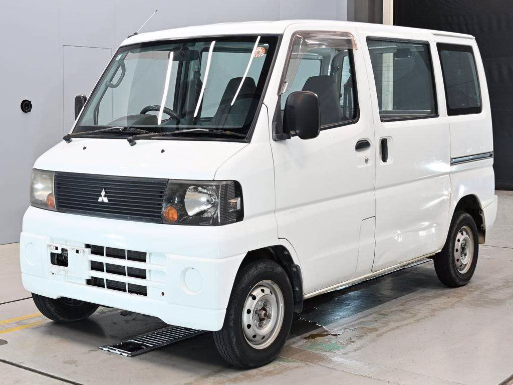 MITSUBISHI MINICAB