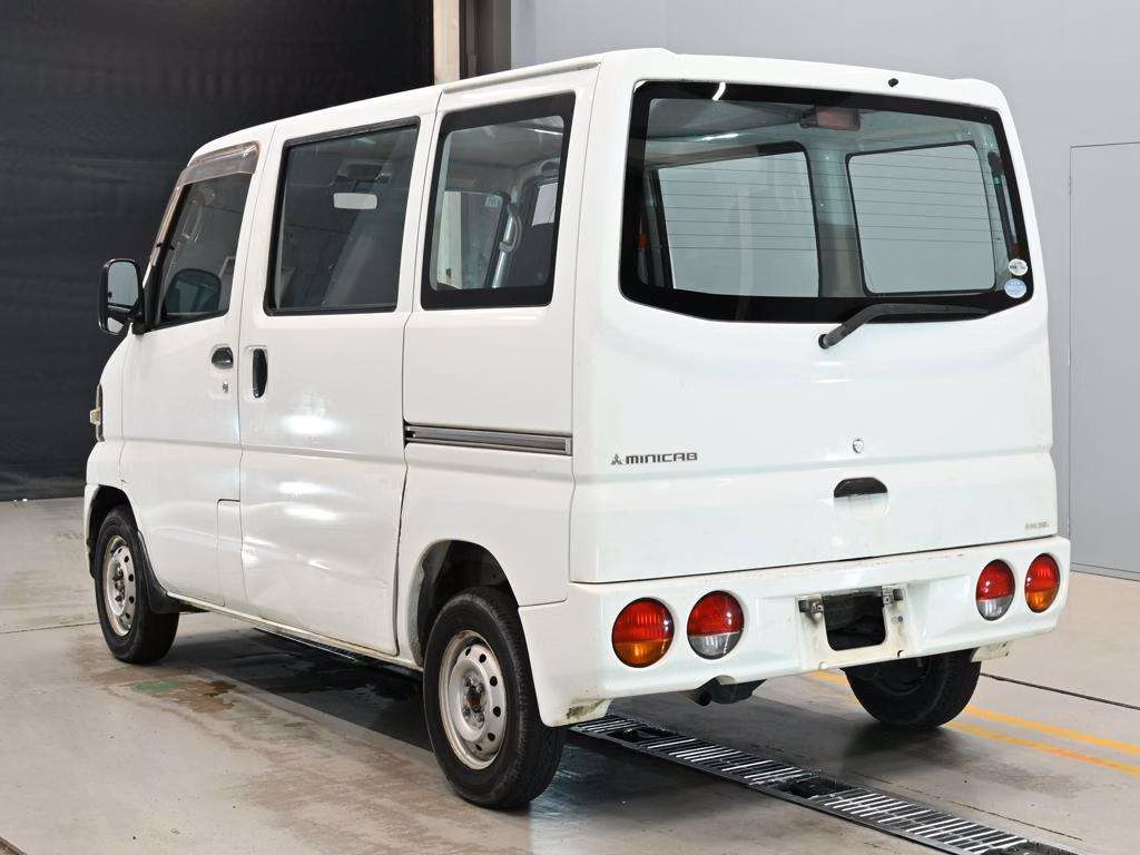 MITSUBISHI MINICAB
