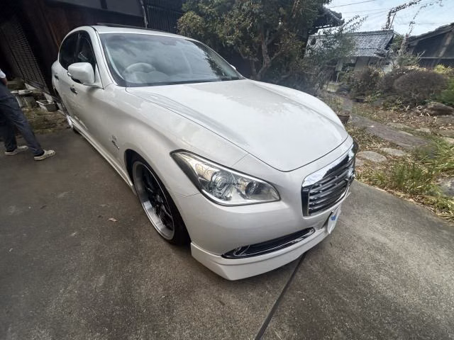 Nissan Cima